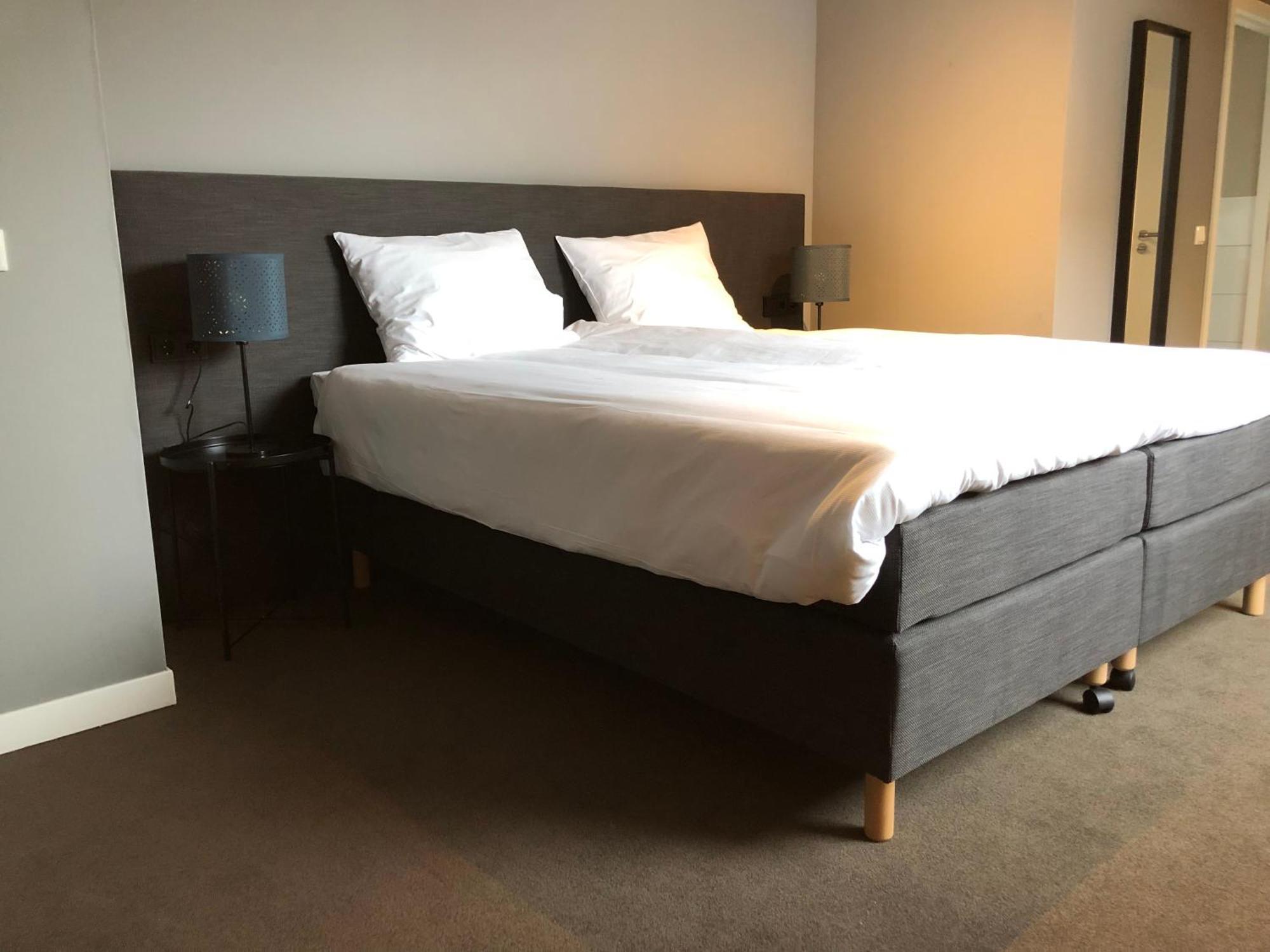 De Pastorie Bed & Breakfast Roermond Bagian luar foto
