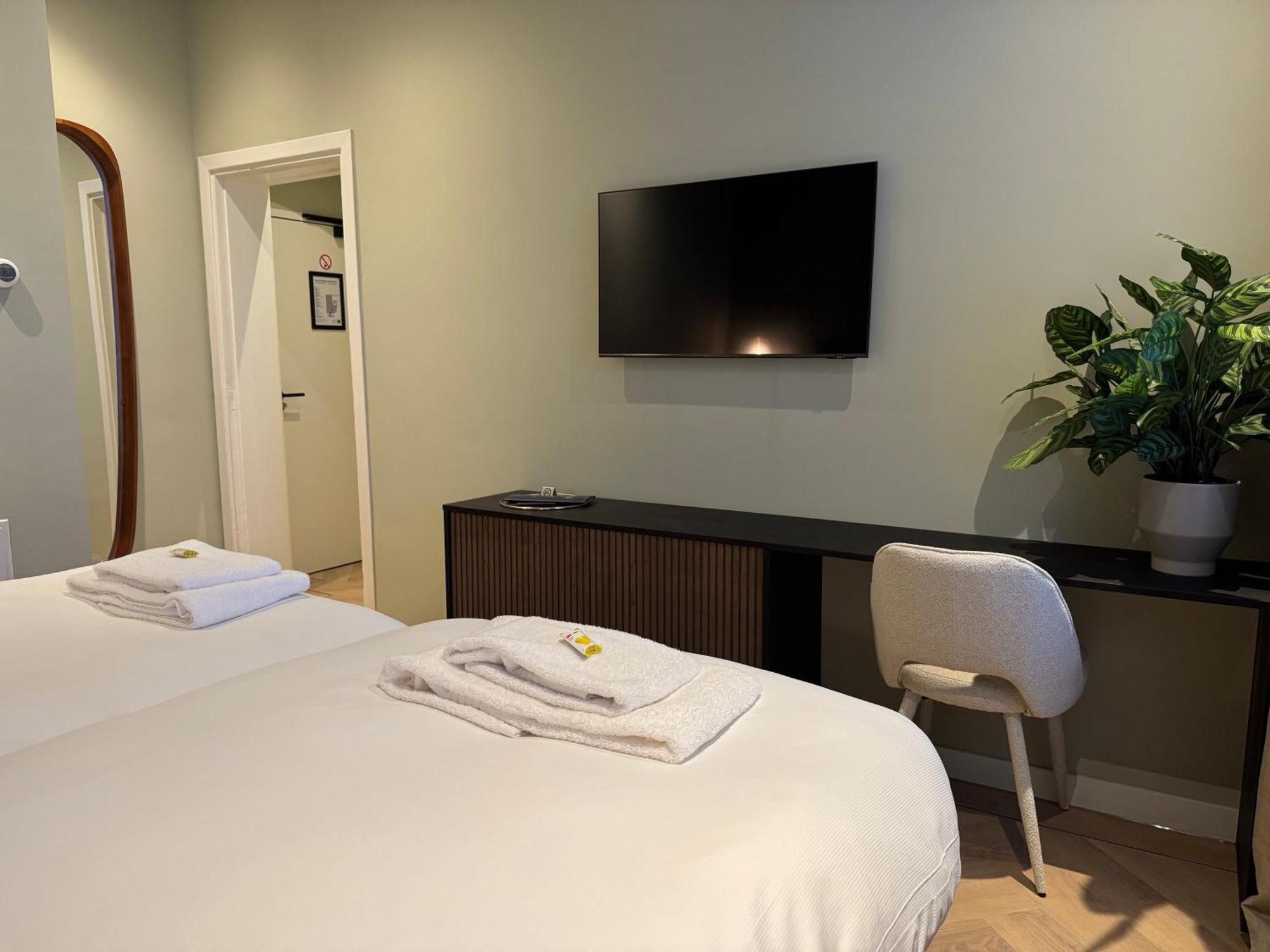 De Pastorie Bed & Breakfast Roermond Bagian luar foto