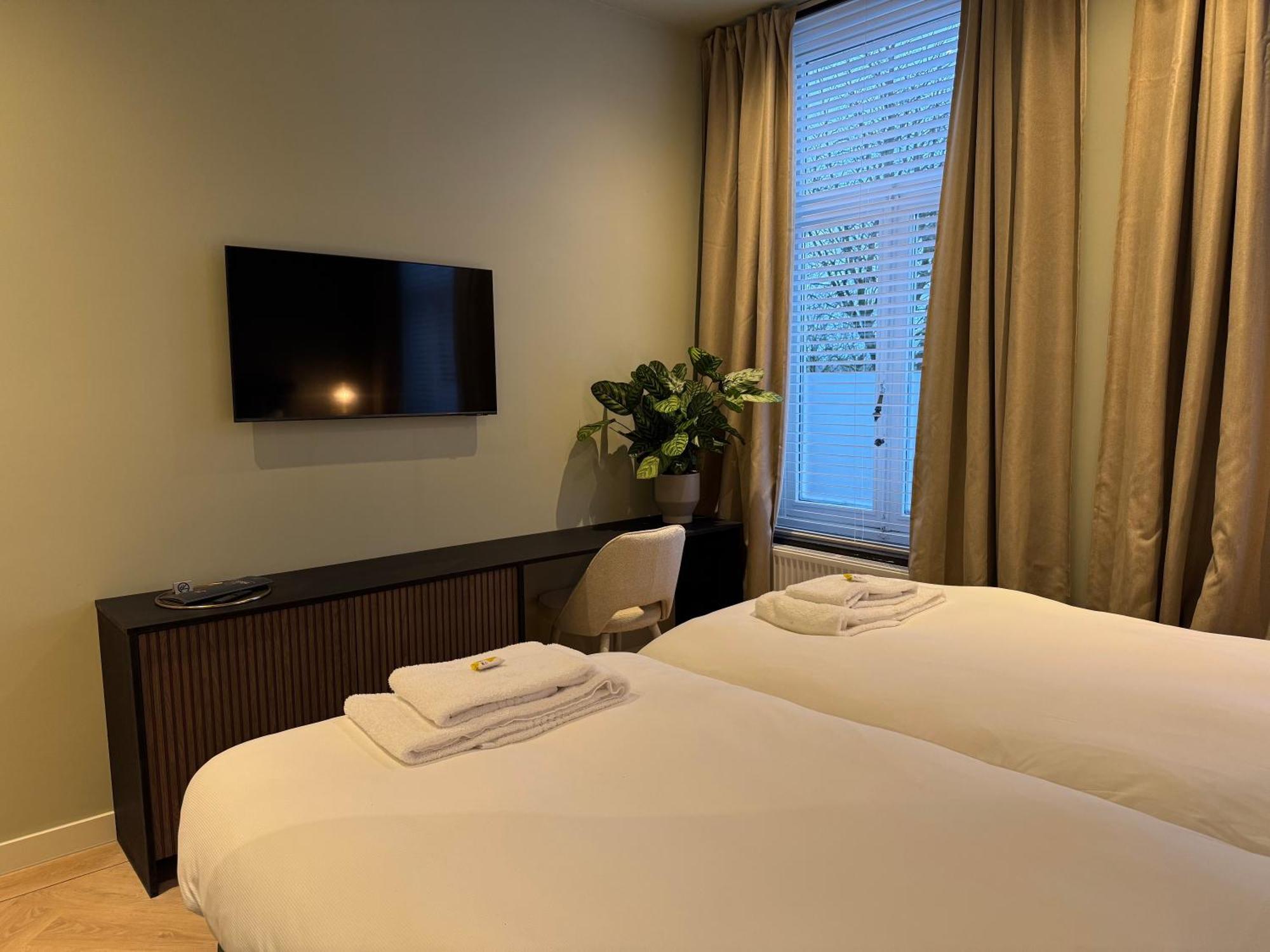 De Pastorie Bed & Breakfast Roermond Bagian luar foto